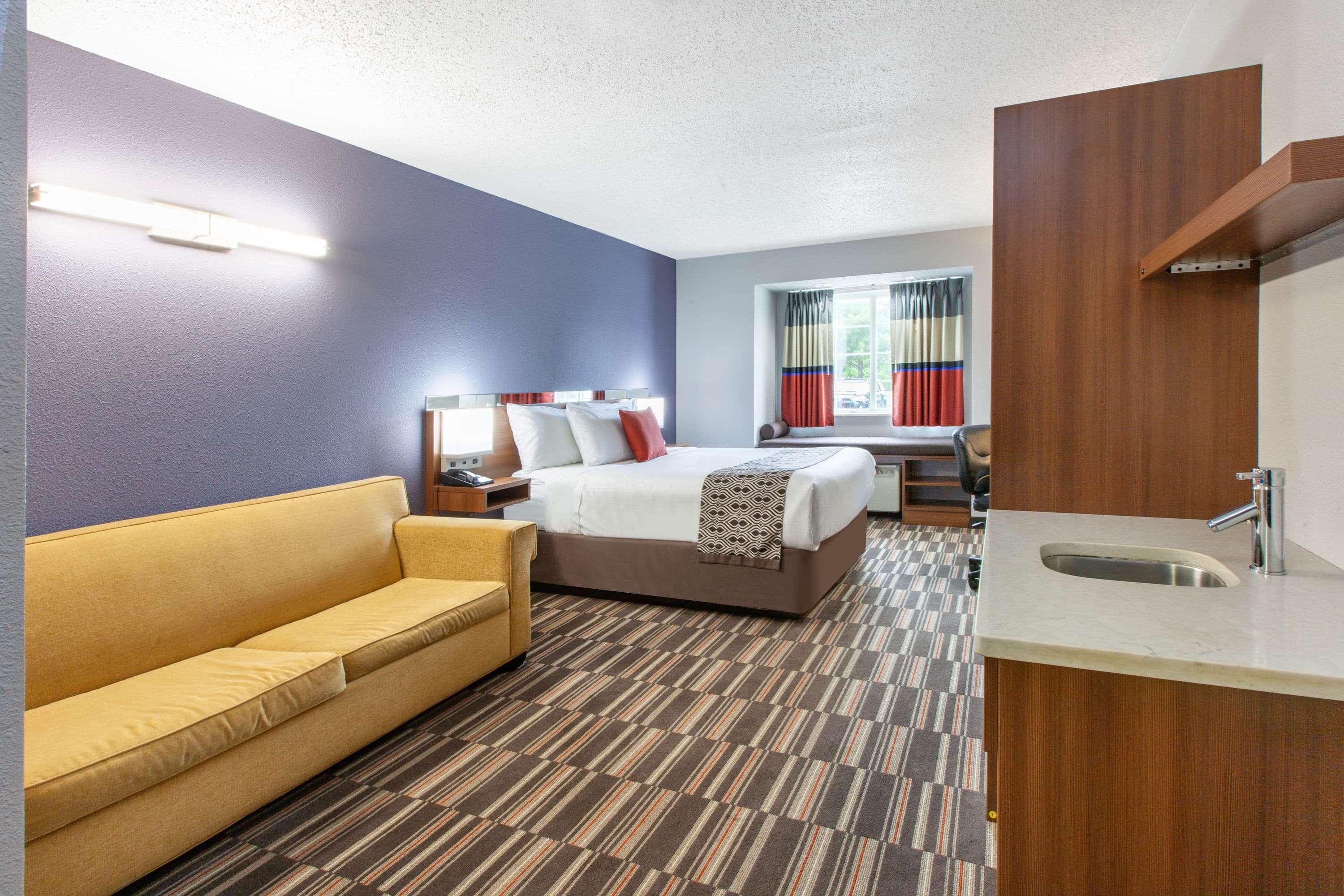 Hotel Microtel & By Wyndham Pittsburgh Airport 2*