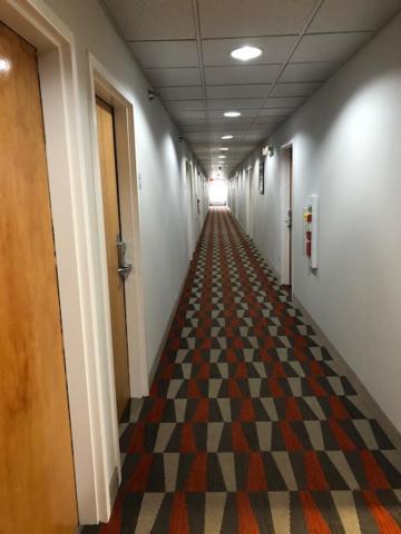 Microtel & By Wyndham Pittsburgh Airport 2*