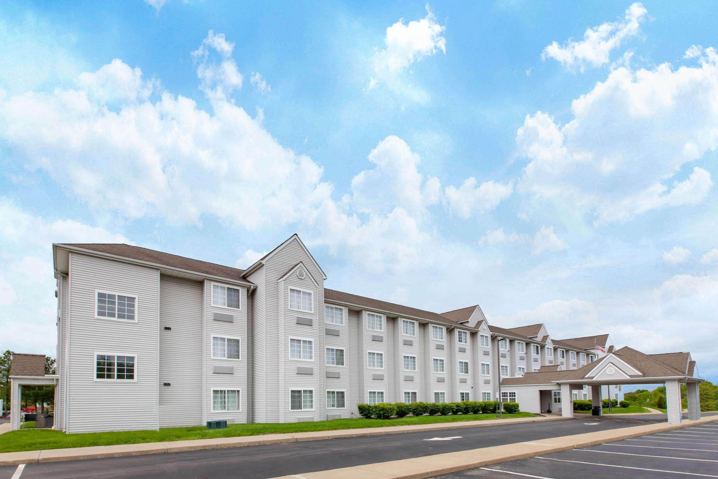 Microtel & By Wyndham Pittsburgh Airport Hotel 2*